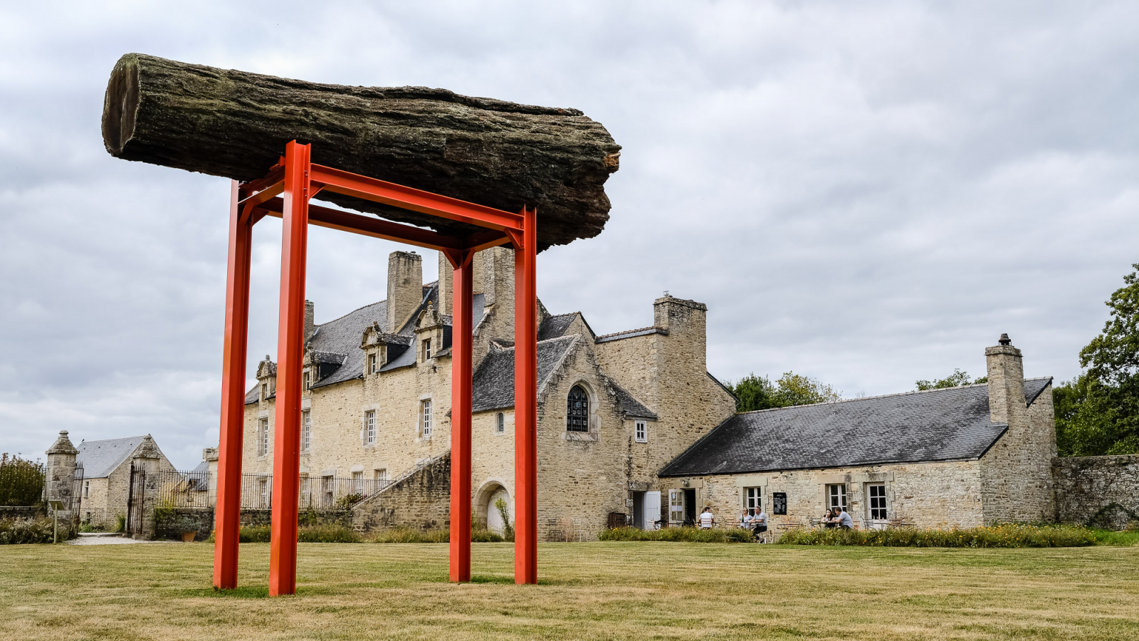 Le Manoir de Kernault est l'un des sites du chemins du patrimoine en Finistère.